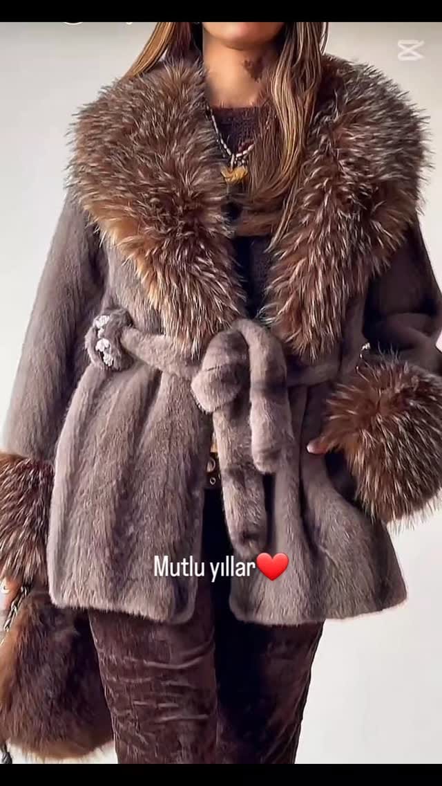 Post 1 by Funkybutik on Instagram (video)