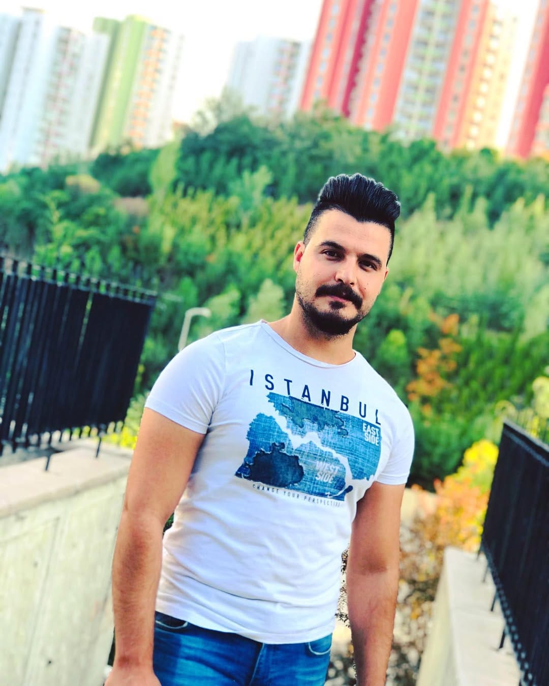 Post 3 by @alrsheed_90 on Instagram (carousel)