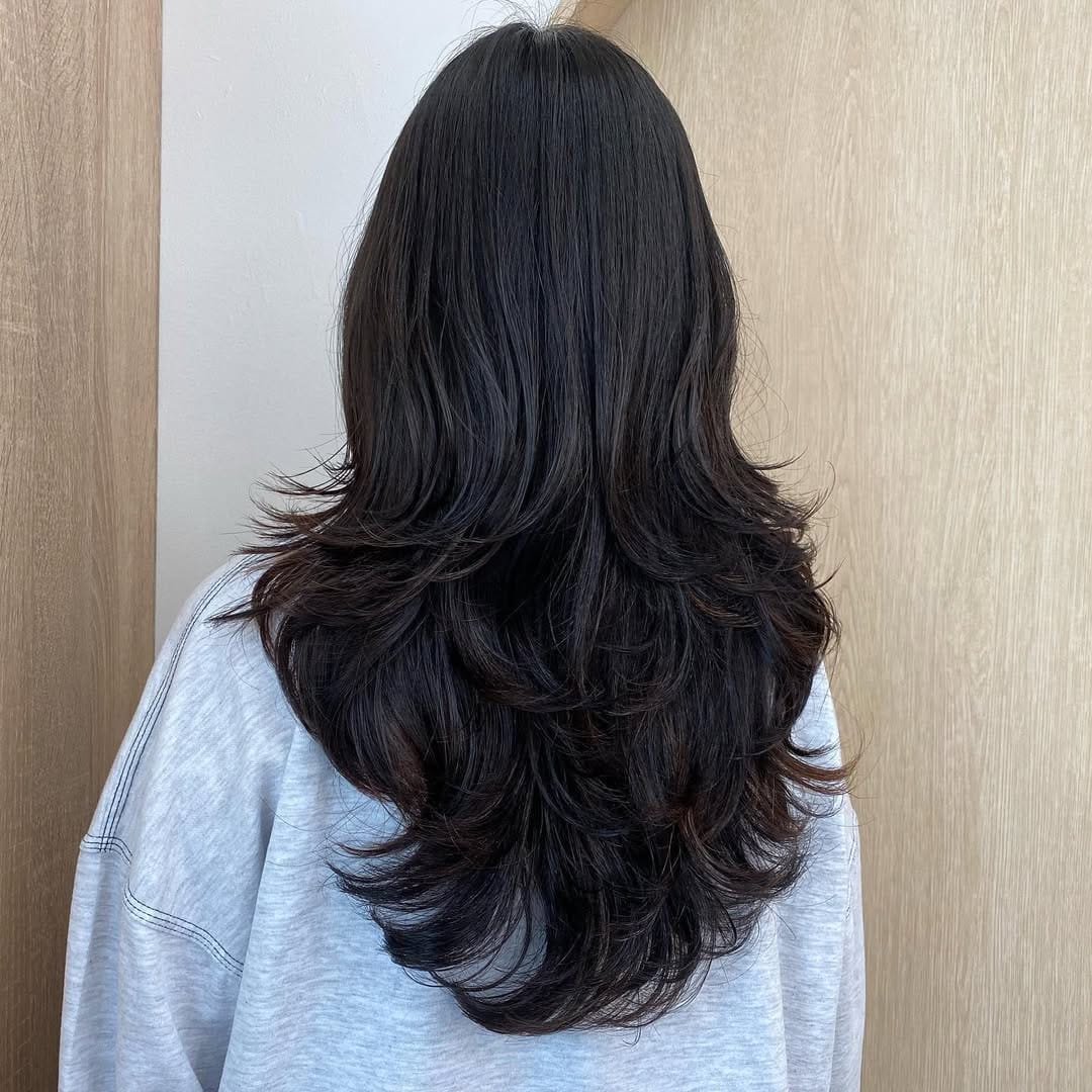 Post 3 by 살롱드아 원장 차은서 |염창역미용실 레이어드컷| on Instagram (image)