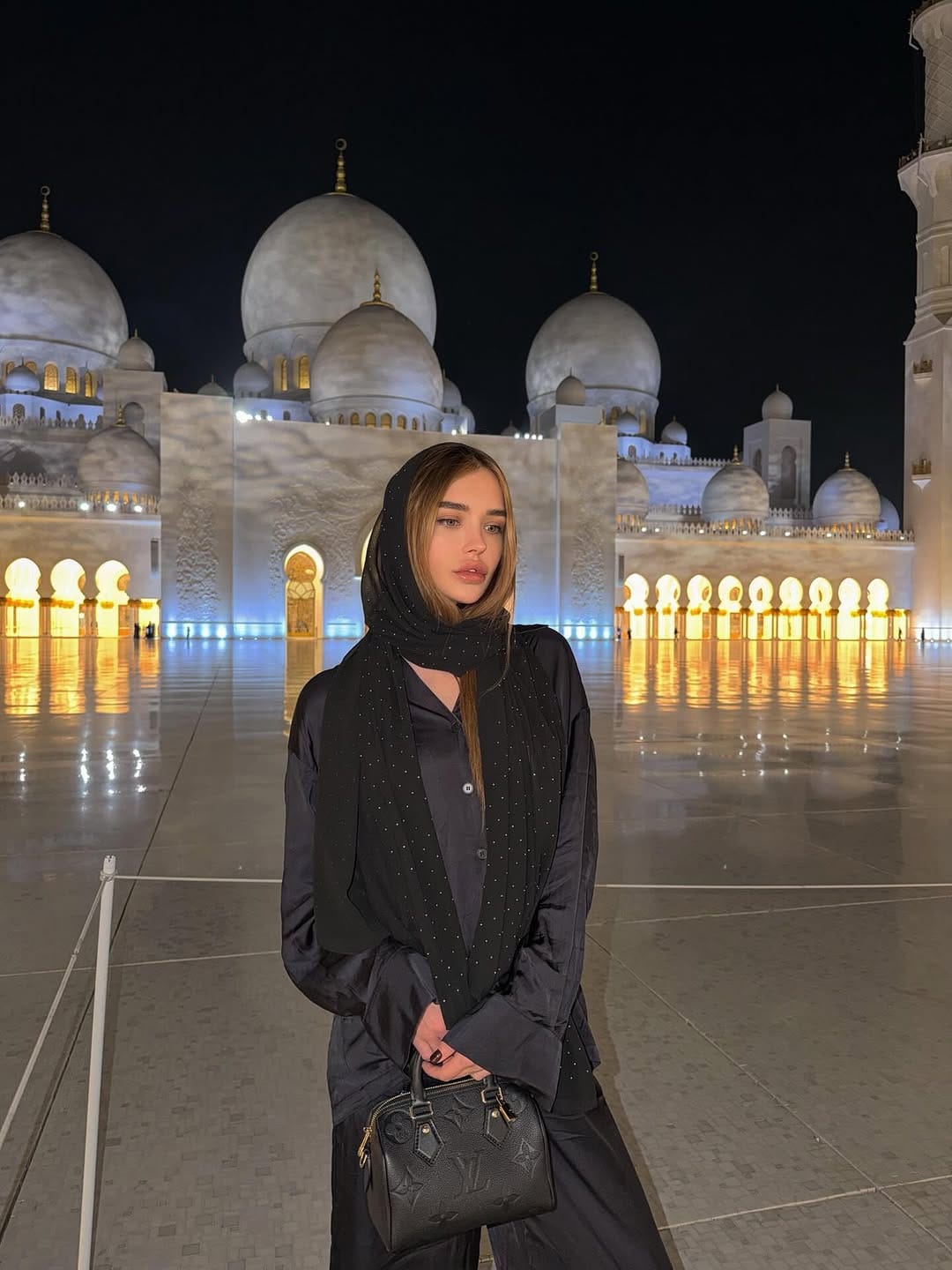 Post 6 by Maria T. on Instagram (carousel)