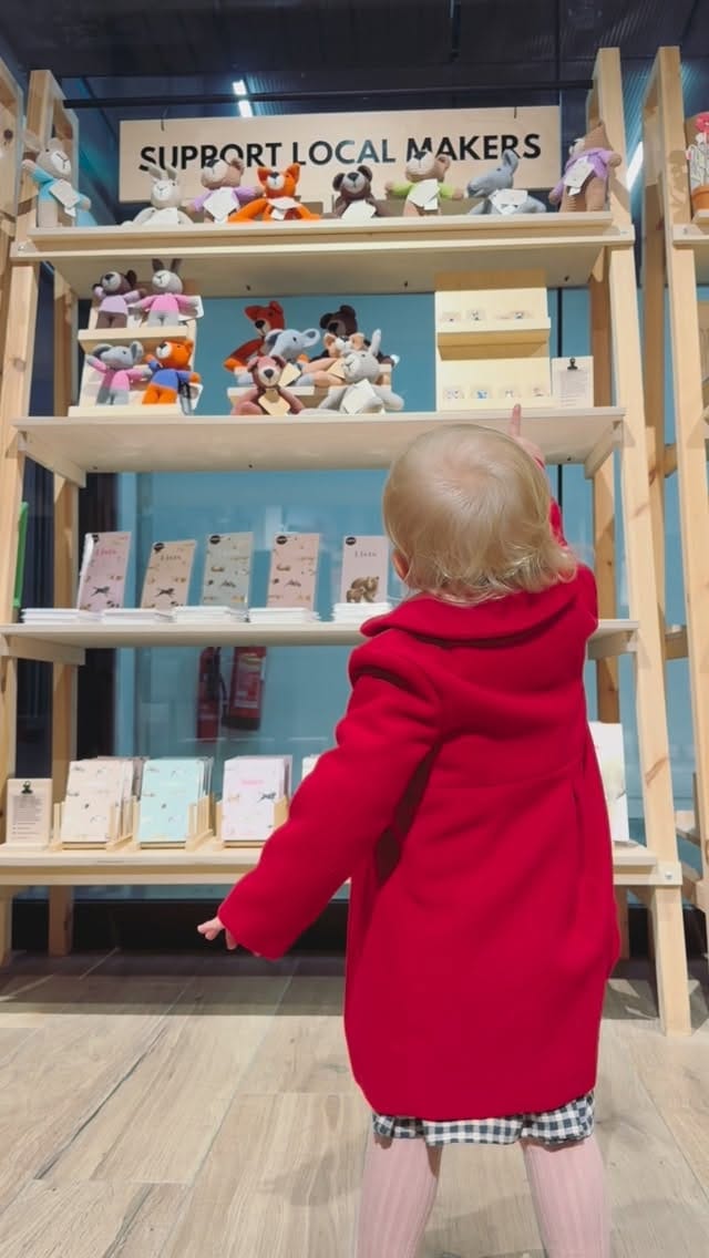 Post 6 by CURATED MAKERS ® |  EST.2017 on Instagram (video)
