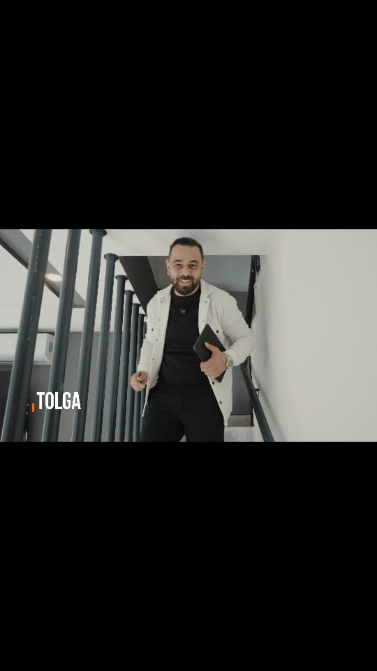 Post 10 by Tolga Gündoğdu on Instagram (video)