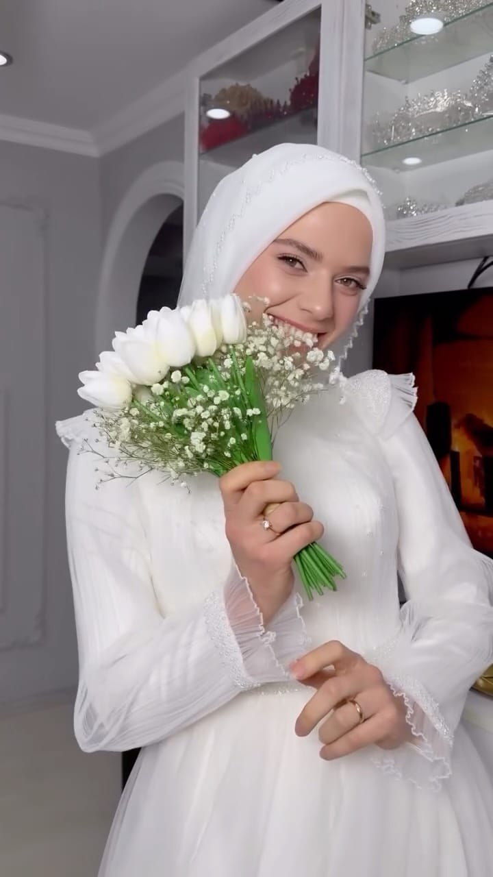 Post 4 by Nalan Ayar on Instagram (video)