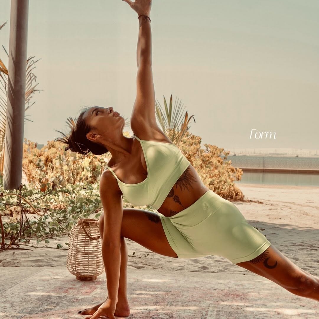 Post 4 by Fontaine Laura on Instagram (carousel)