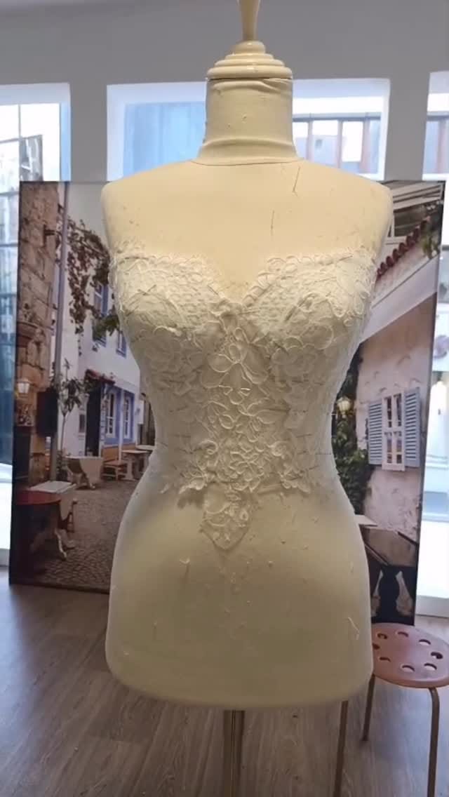 Post 3 by THE BRIDE on Instagram (video)