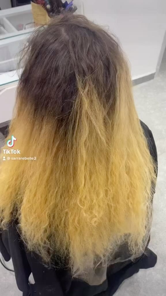 Post 6 by SR beauty center on Instagram (video)