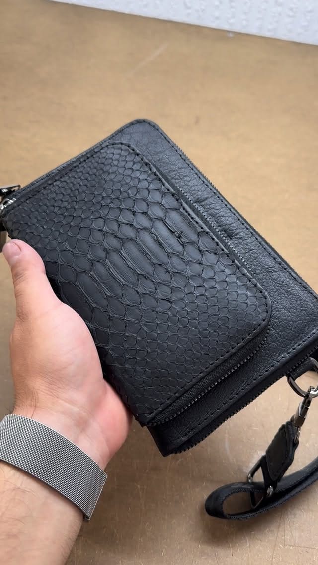 Post 1 by STAFFAGE on Instagram (video)