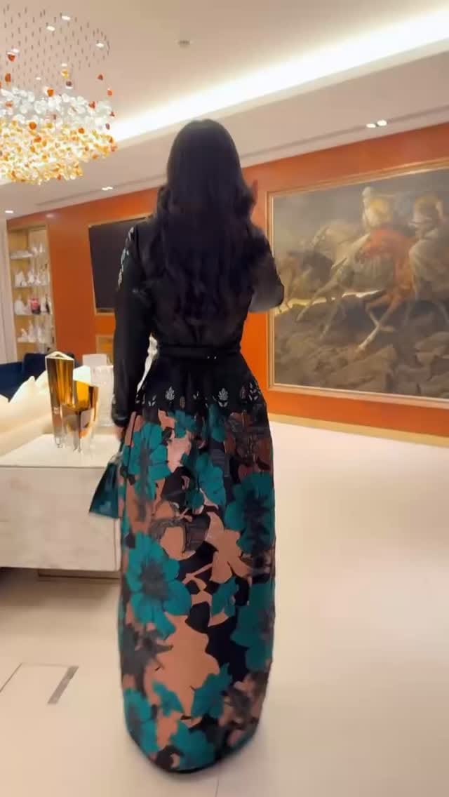 Post 6 by Siham Hajji (سهام حجي) on Instagram (video)