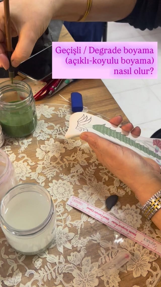 Post 5 by Etkinlik organizatörü,Porselen Boyama,Seramik on Instagram (video)