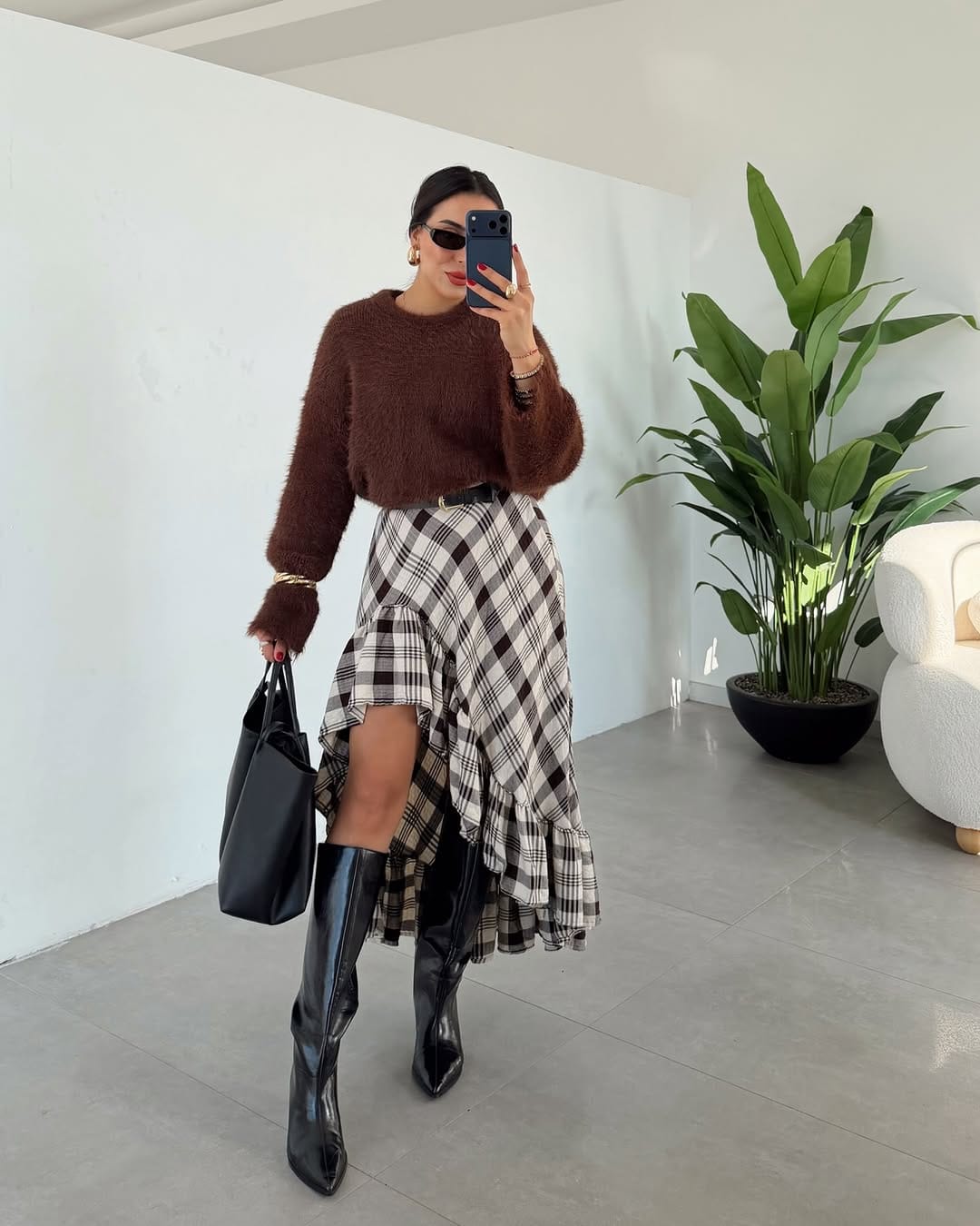 Post 9 by BY 𝗠𝗘𝗥𝗩𝗘 𝗧𝗘𝗞𝗦𝗧𝗜̇𝗟 ⚜️ on Instagram (carousel)