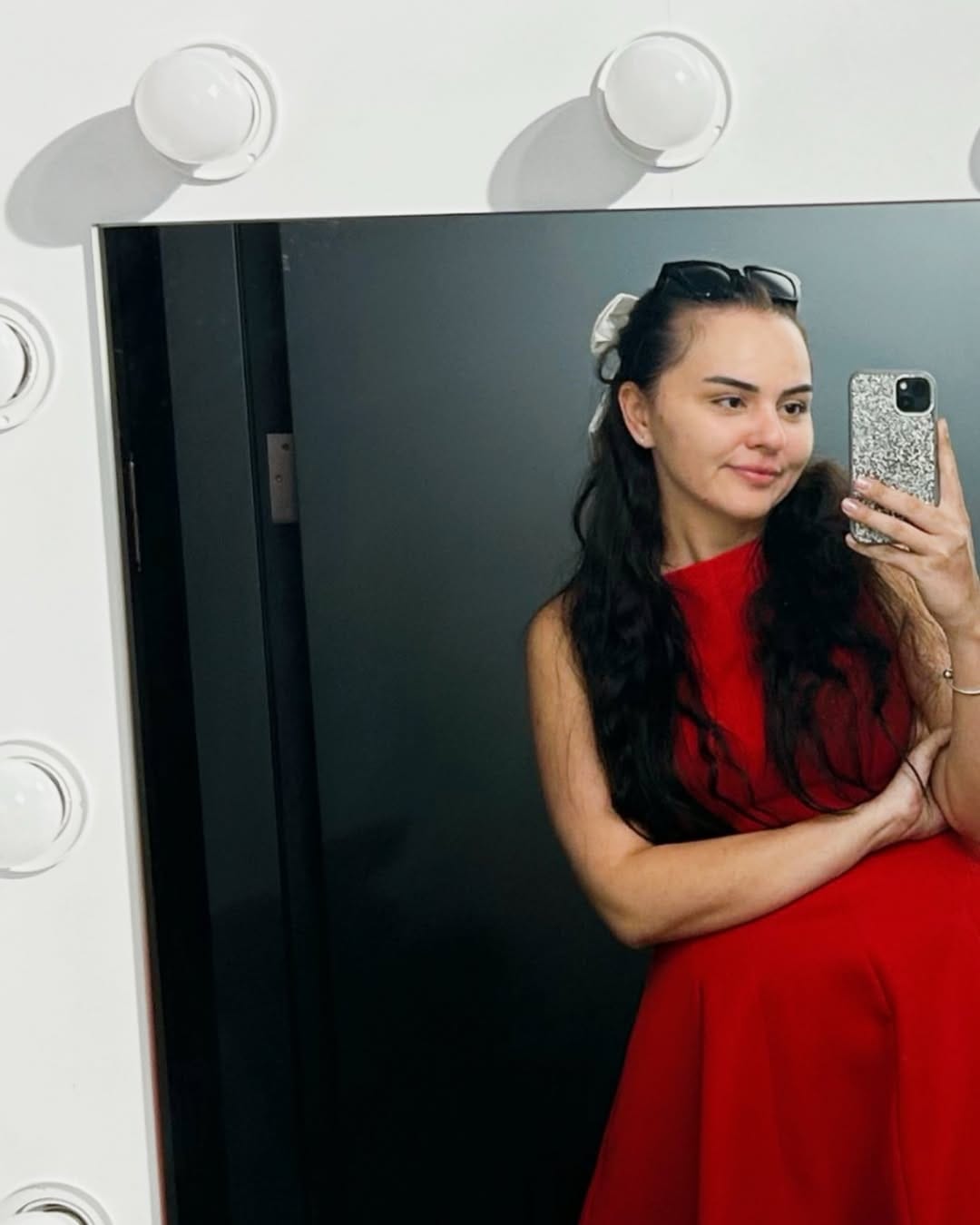 Post 9 by Makeup Artist Ayşegül Kutlu on Instagram (carousel)
