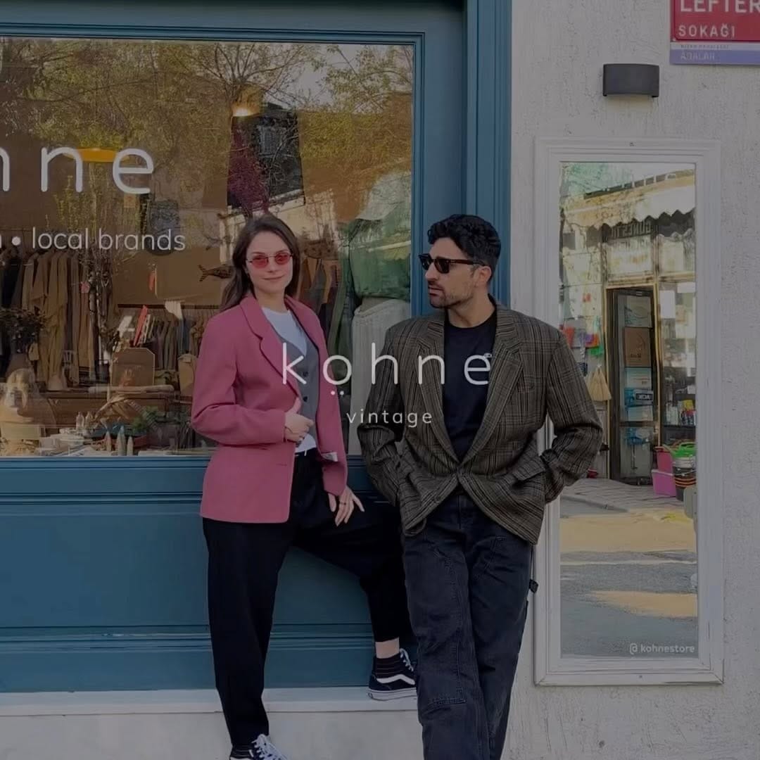 Post 1 by kohne vintage on Instagram (video)