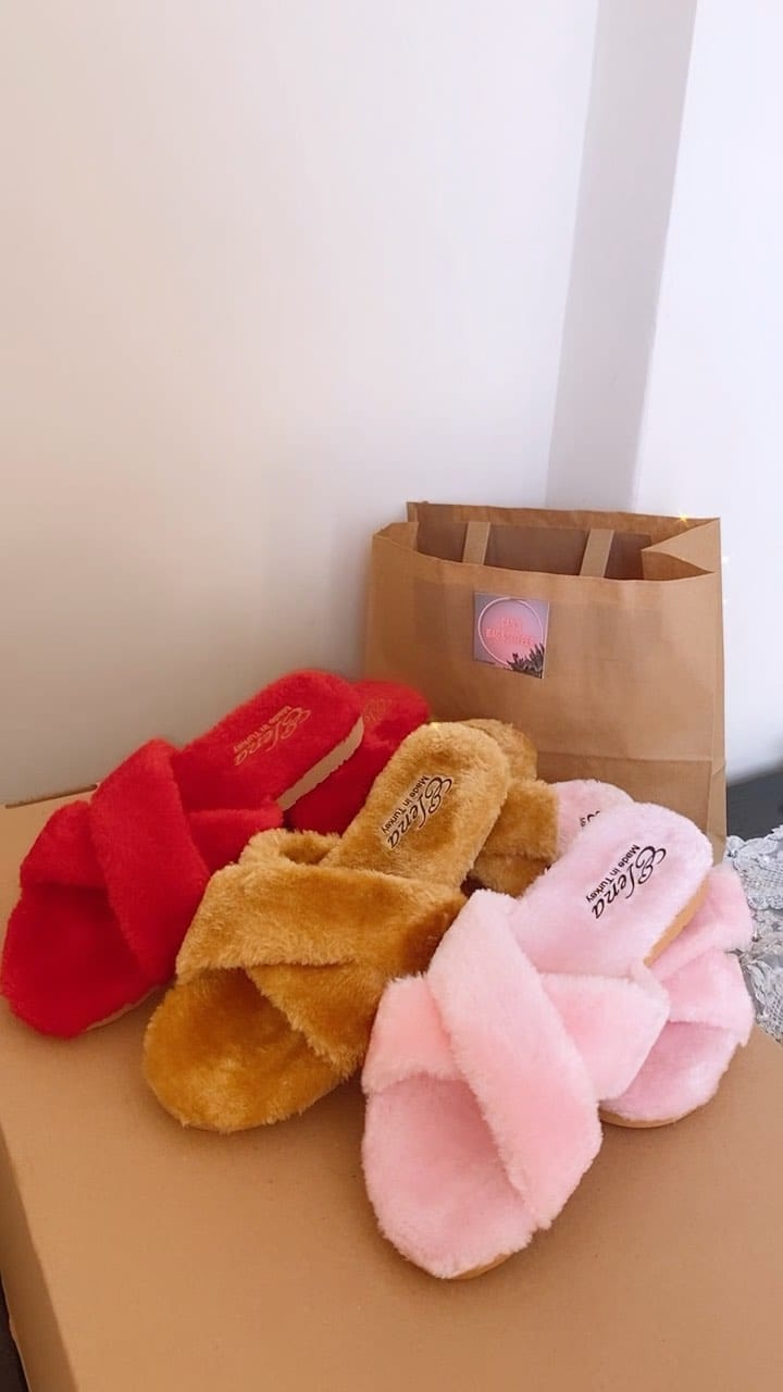 Post 9 by Can’s Bag&Slipper on Instagram (video)