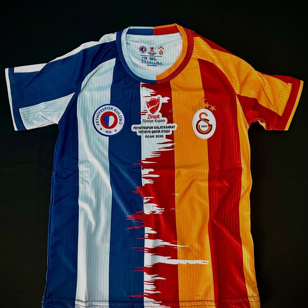 Post 1 by Www.futbolformam.com on Instagram (carousel)