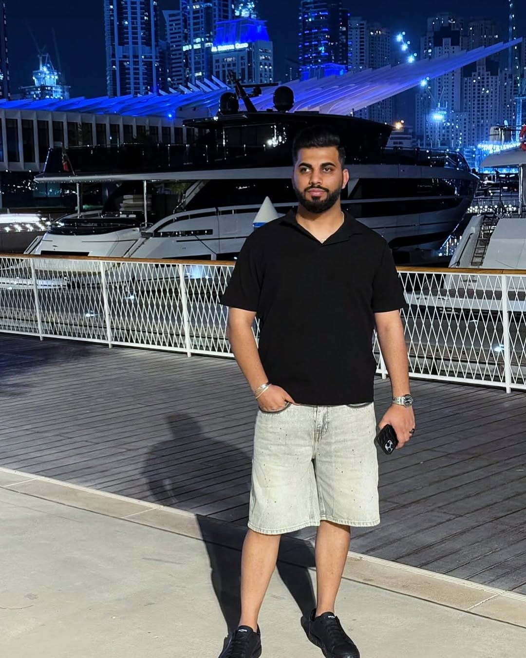 Post 10 by Amin | امين on Instagram (image)