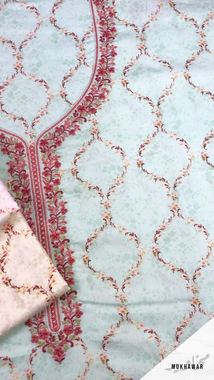 Post 9 by أفضل فستان on Instagram (video)