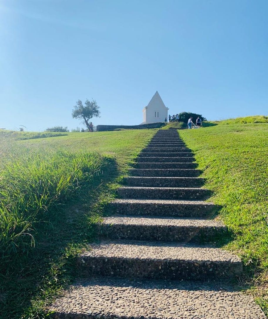 Post 4 by Location Fleur de Luz on Instagram (image)