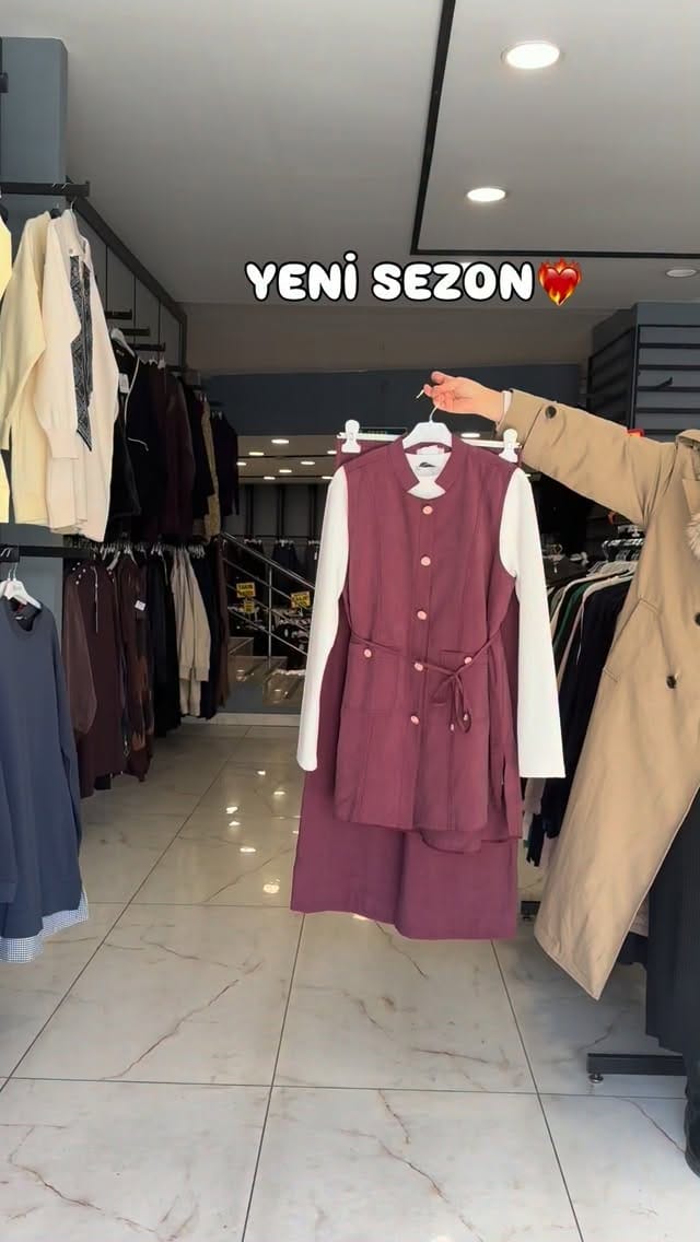 Post 5 by ZÜMRÜT GİYİM on Instagram (video)