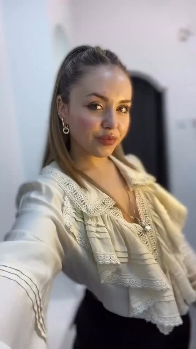 Post 3 by Zeliha ATABEY on Instagram (video)