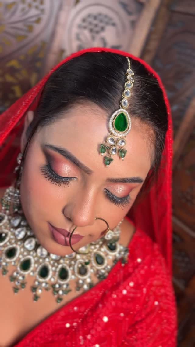 Post 3 by Palette by Ankita Maingi on Instagram (video)