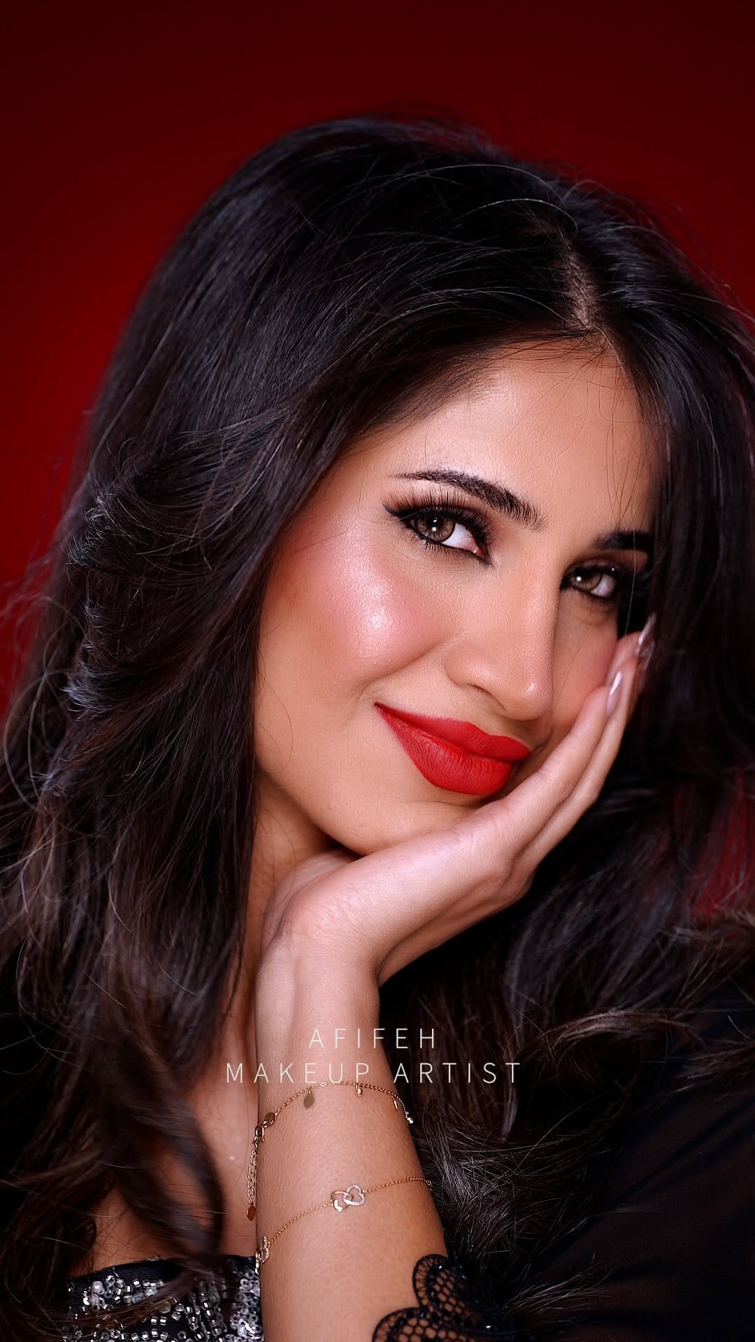 Post 8 by Afifeh on Instagram (video)