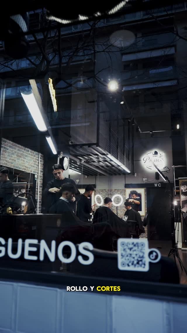 Post 5 by BARBERÍA PALACE BARBER on Instagram (video)