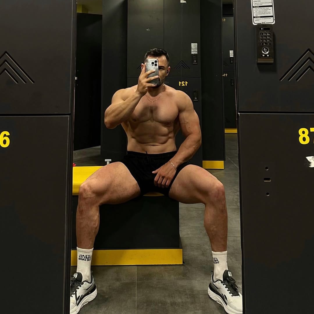 Post 4 by İsmet Can Yelikli on Instagram (image)