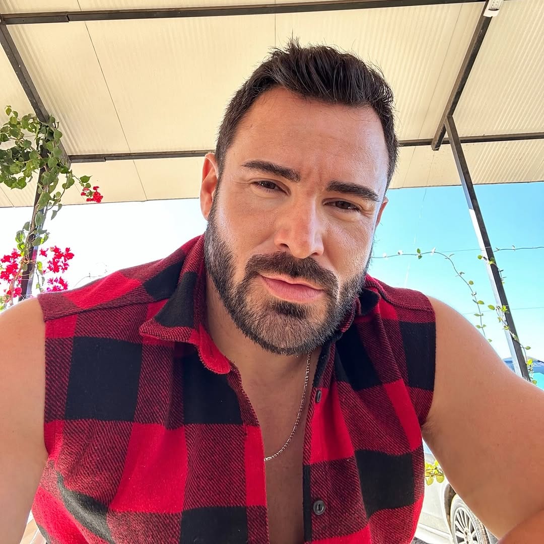 Post 5 by İsmet Can Yelikli on Instagram (image)