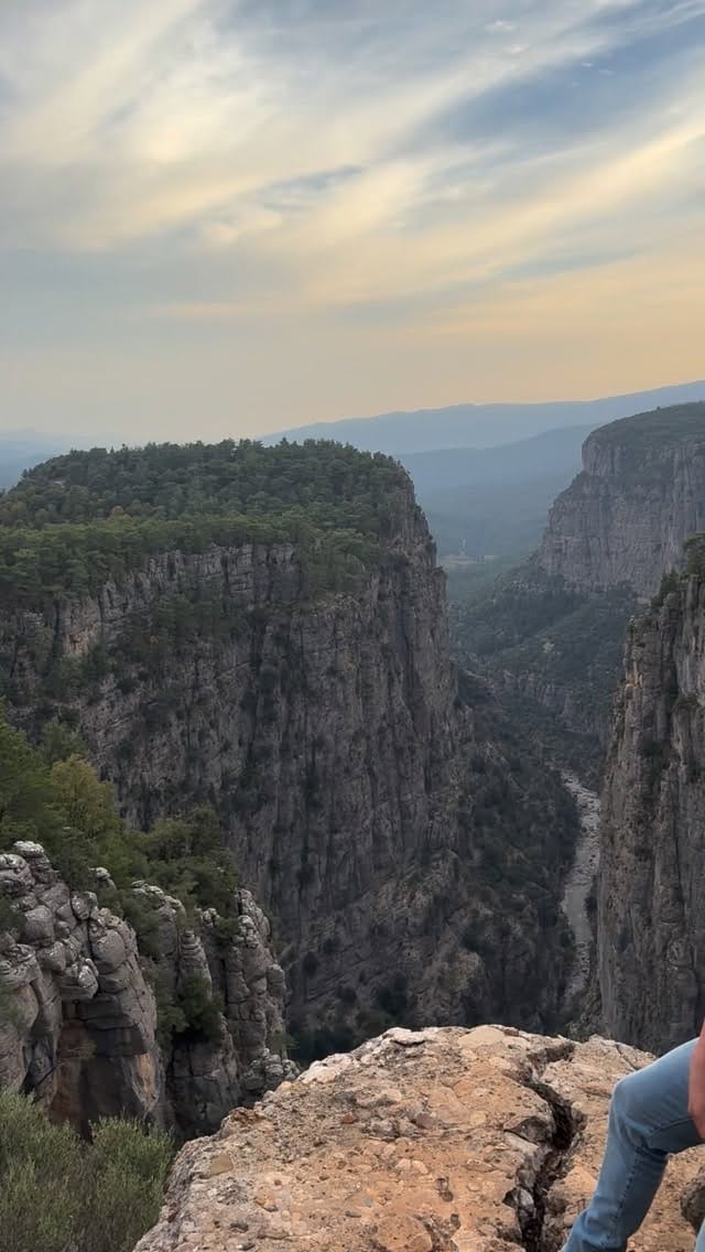 Post 6 by İsmet Can Yelikli on Instagram (video)