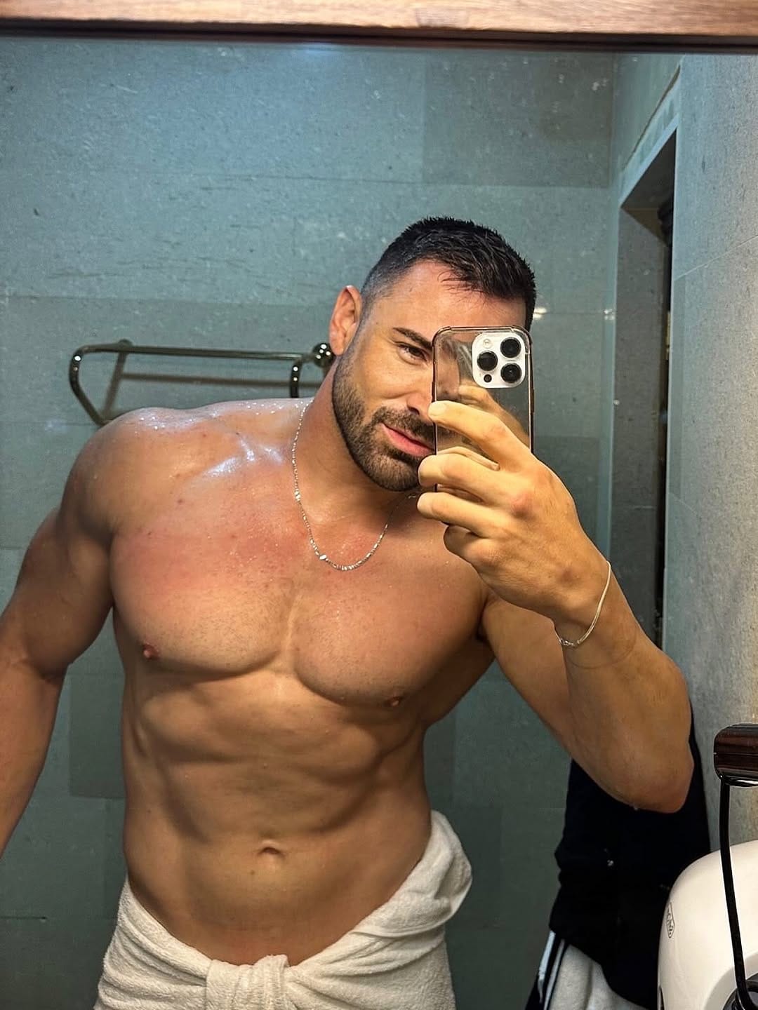 Post 8 by İsmet Can Yelikli on Instagram (image)