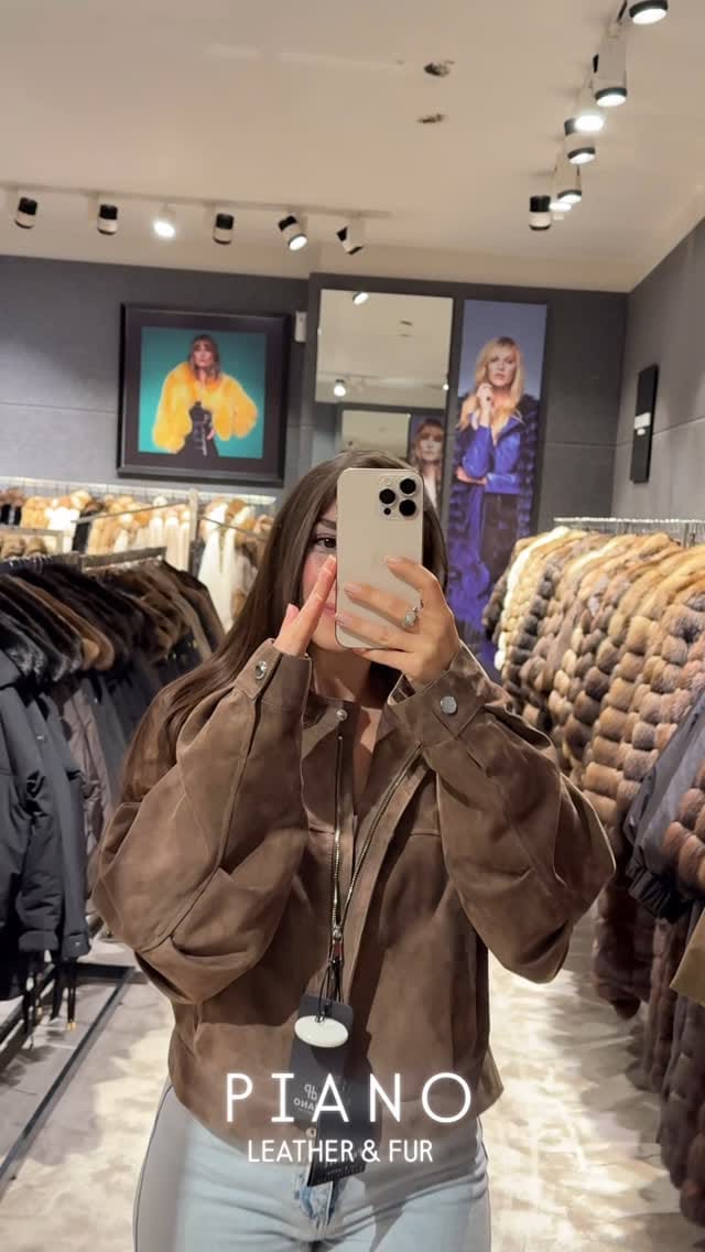 Post 10 by PİANO LEATHER & FUR on Instagram (video)