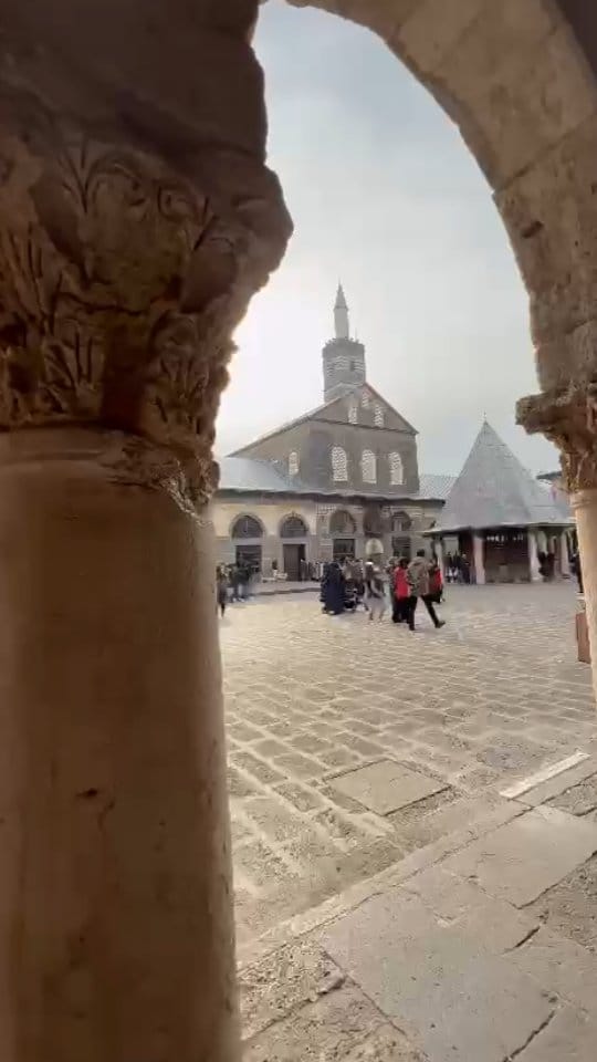 Post 9 by birbeyefendiyazar on Instagram (video)
