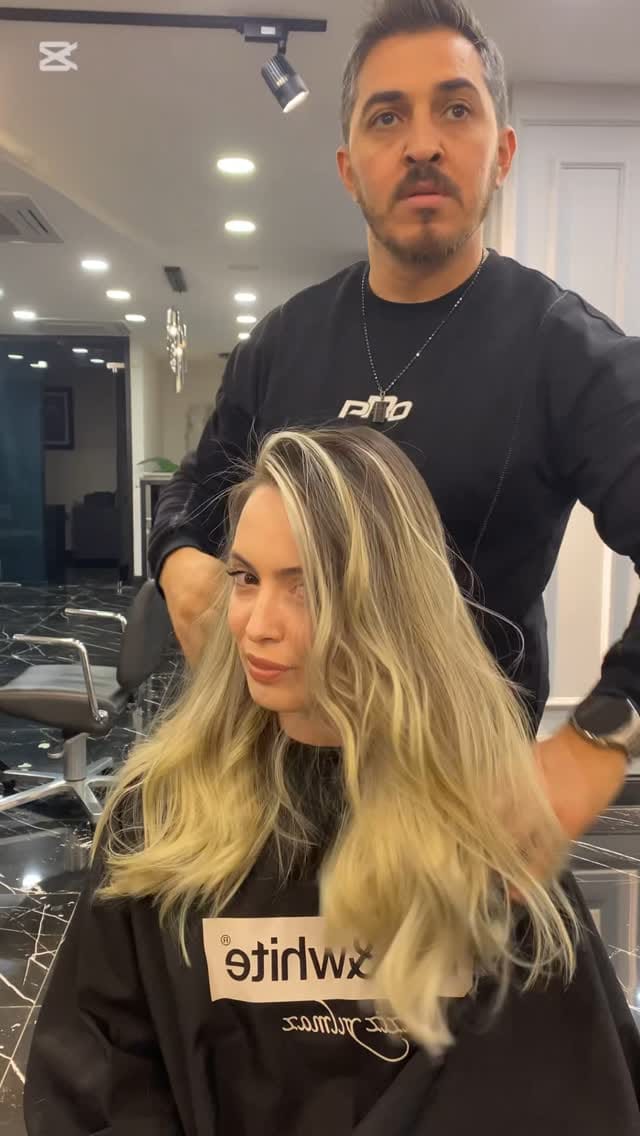 Post 4 by RED & WHİTE KUAFOR on Instagram (video)