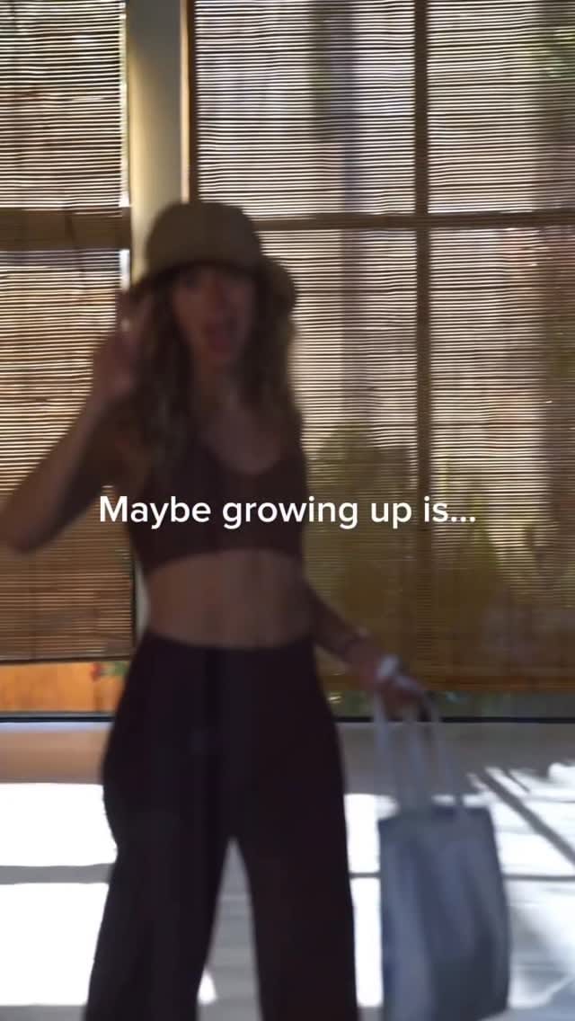 Post 3 by Viviana | Womens Coach & Retreats on Instagram (video)