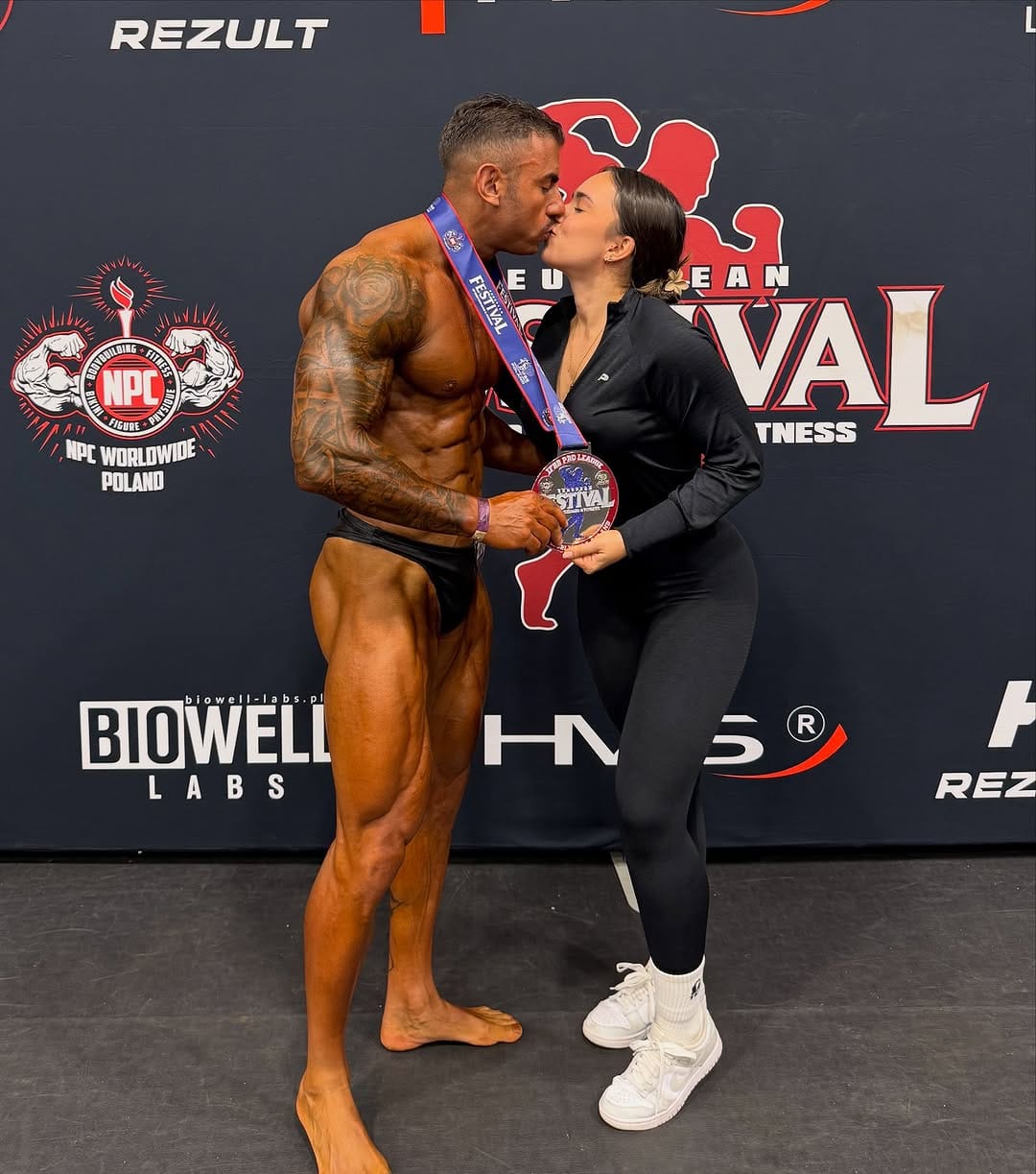 Post 3 by LUIS GARCÍA COLL - IFBB ELITE PRO on Instagram (carousel)