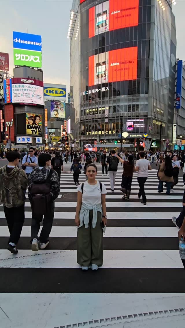 Post 10 by SASA Shopping on Instagram (video)