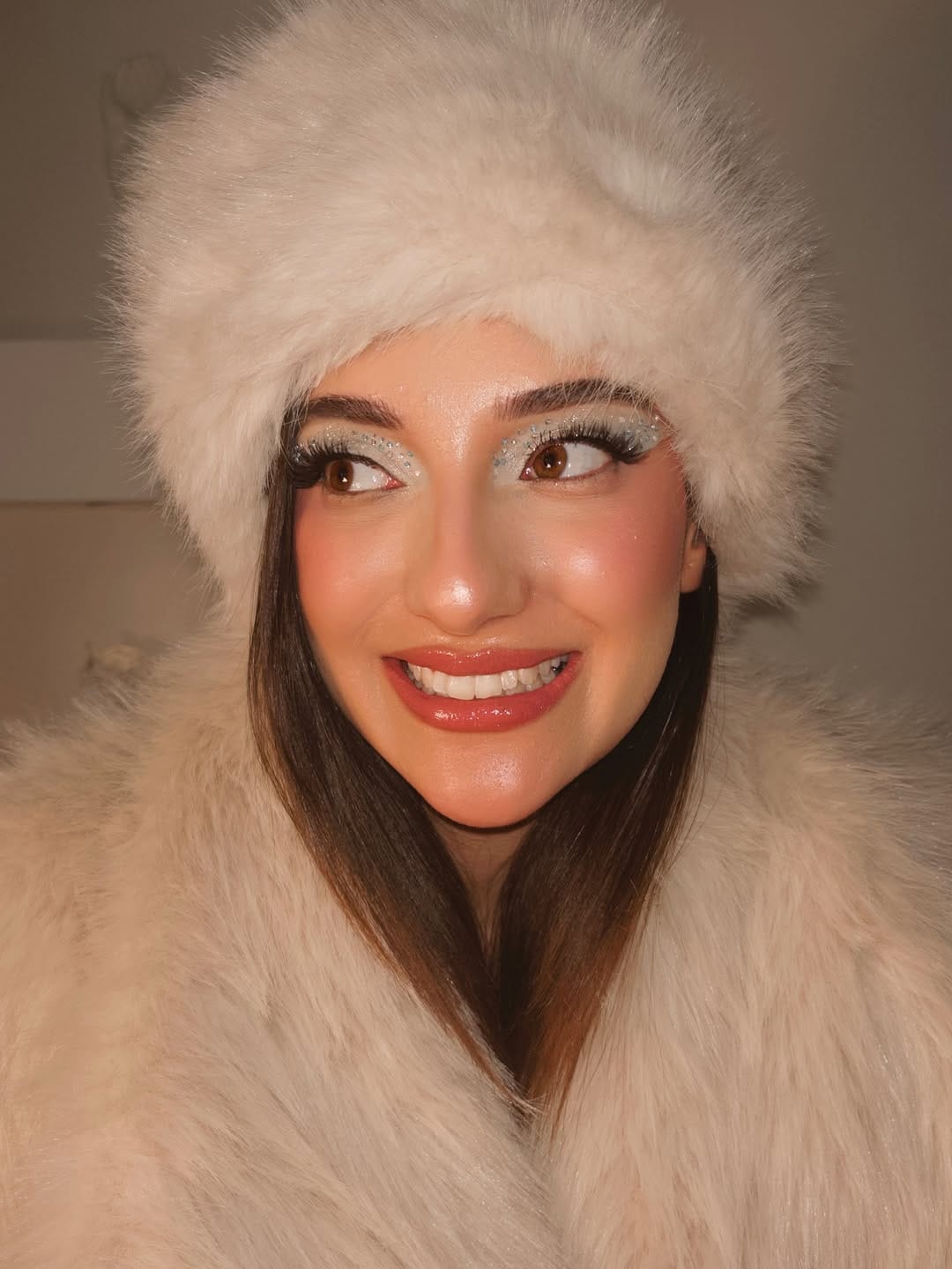 Post 6 by Ayşenur Aydın | Make Up Artist on Instagram (carousel)