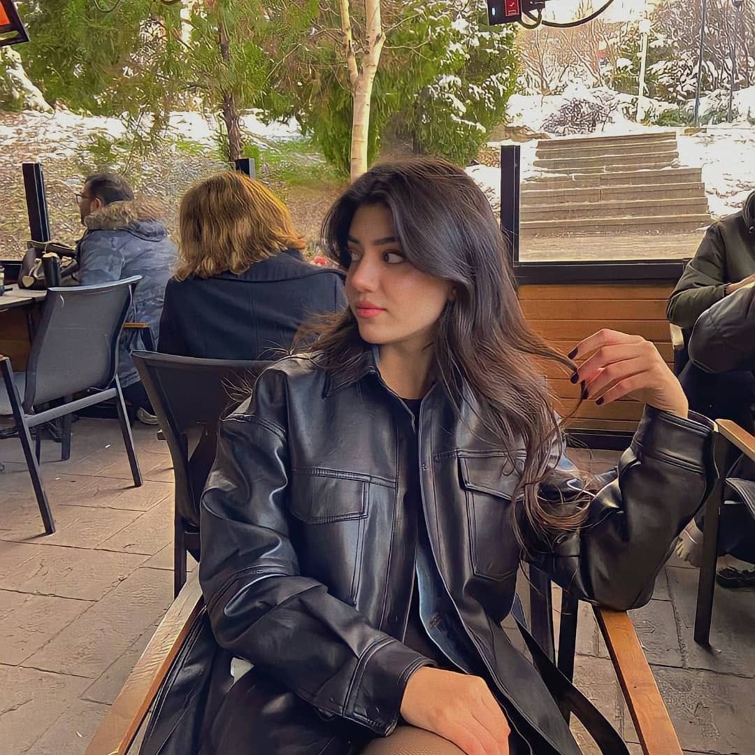 Post 5 by İrem Subaşı on Instagram (carousel)