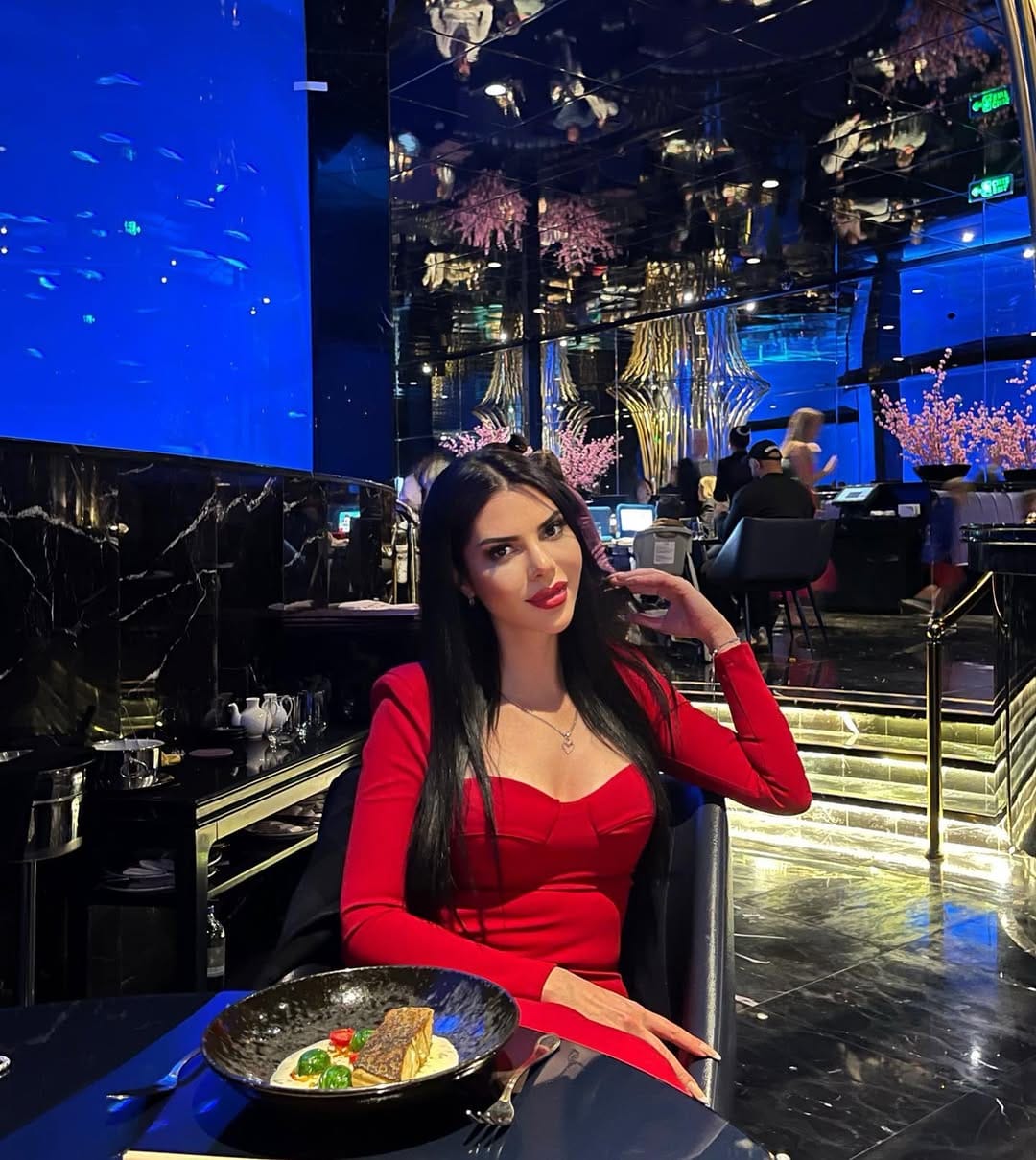 Post 8 by Pelin Kılıç on Instagram (carousel)