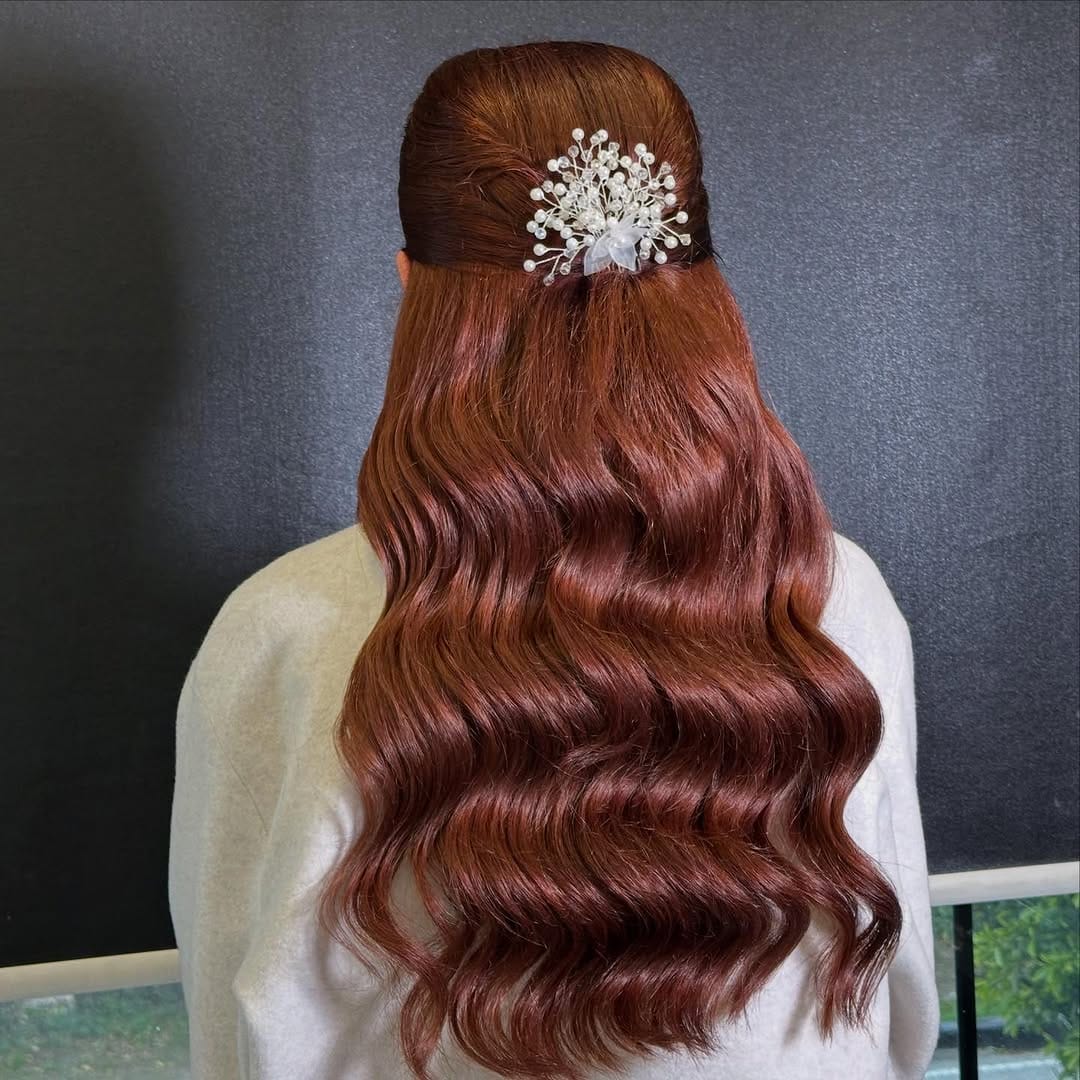 Post 6 by AHMET ÇEKİM Hair Design 👰💇‍♀️ on Instagram (image)