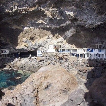 Post 3 by Javier y Clodet. TravelBlog on Instagram (video)