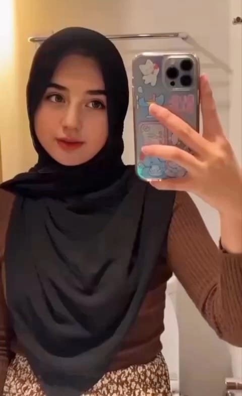 Post 1 by MARSEL VENEER GIGI on Instagram (video)