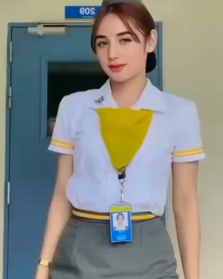 Post 3 by MARSEL VENEER GIGI on Instagram (video)