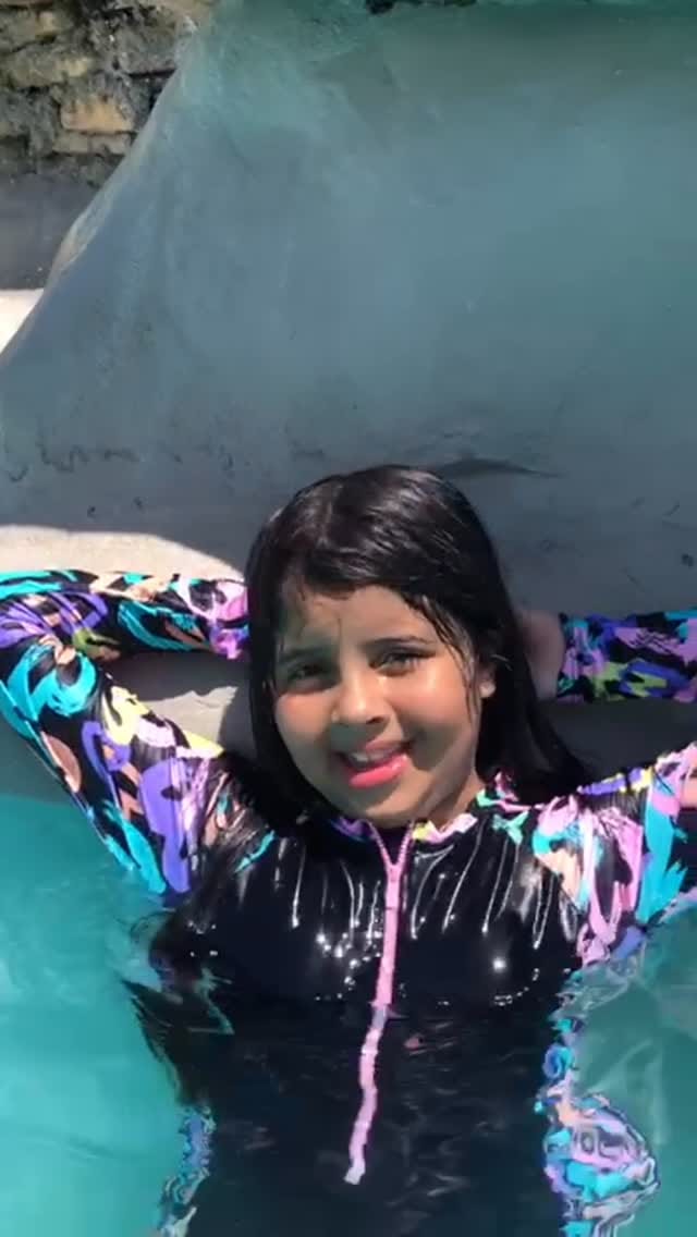 Post 3 by Giulia Maria e mamãe irlane on Instagram (video)