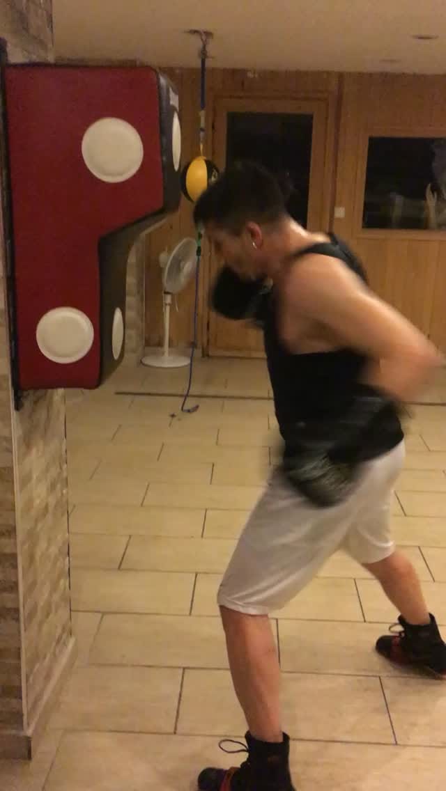 Post 2 by Tayfun Tiryaki on Instagram (video)