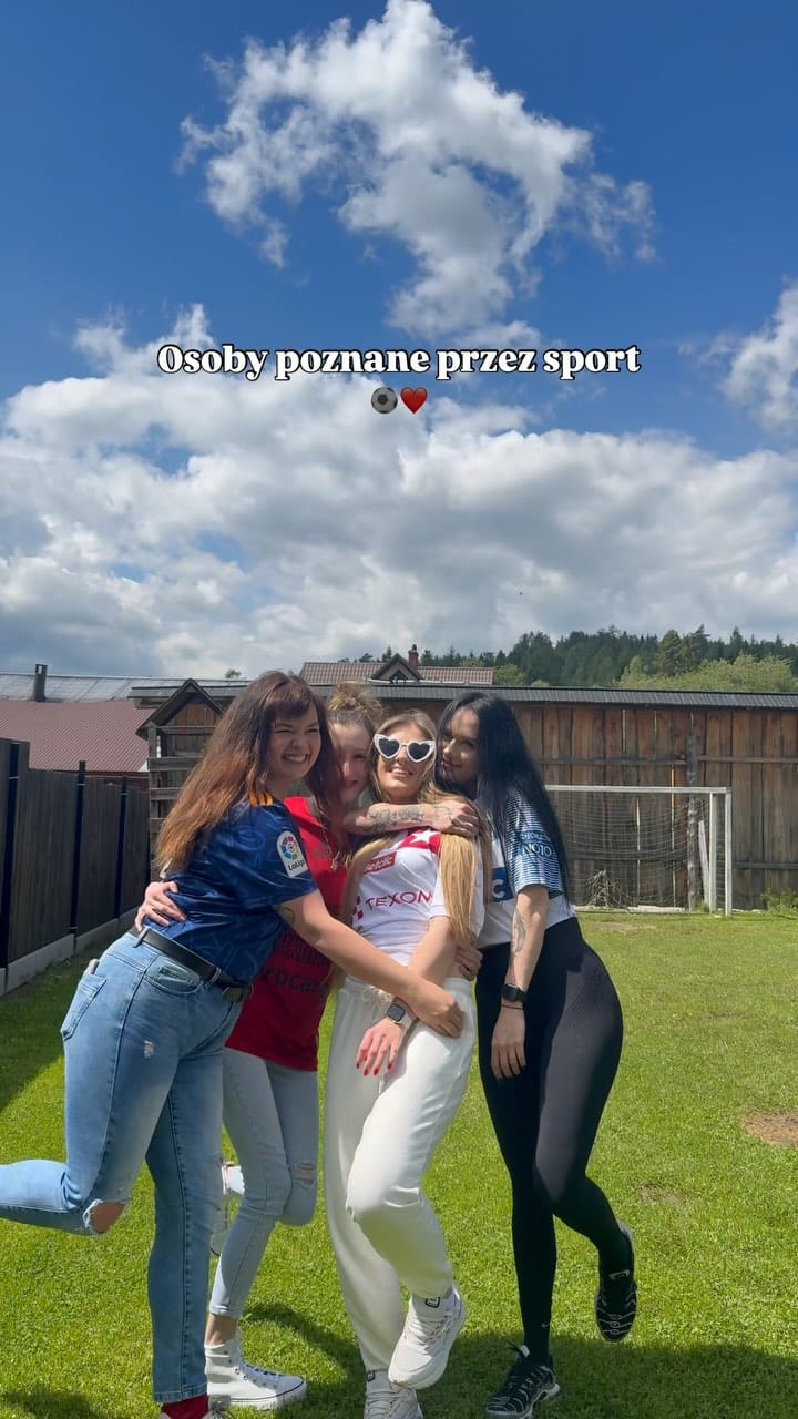 Post 3 by Madryciara on Instagram (video)