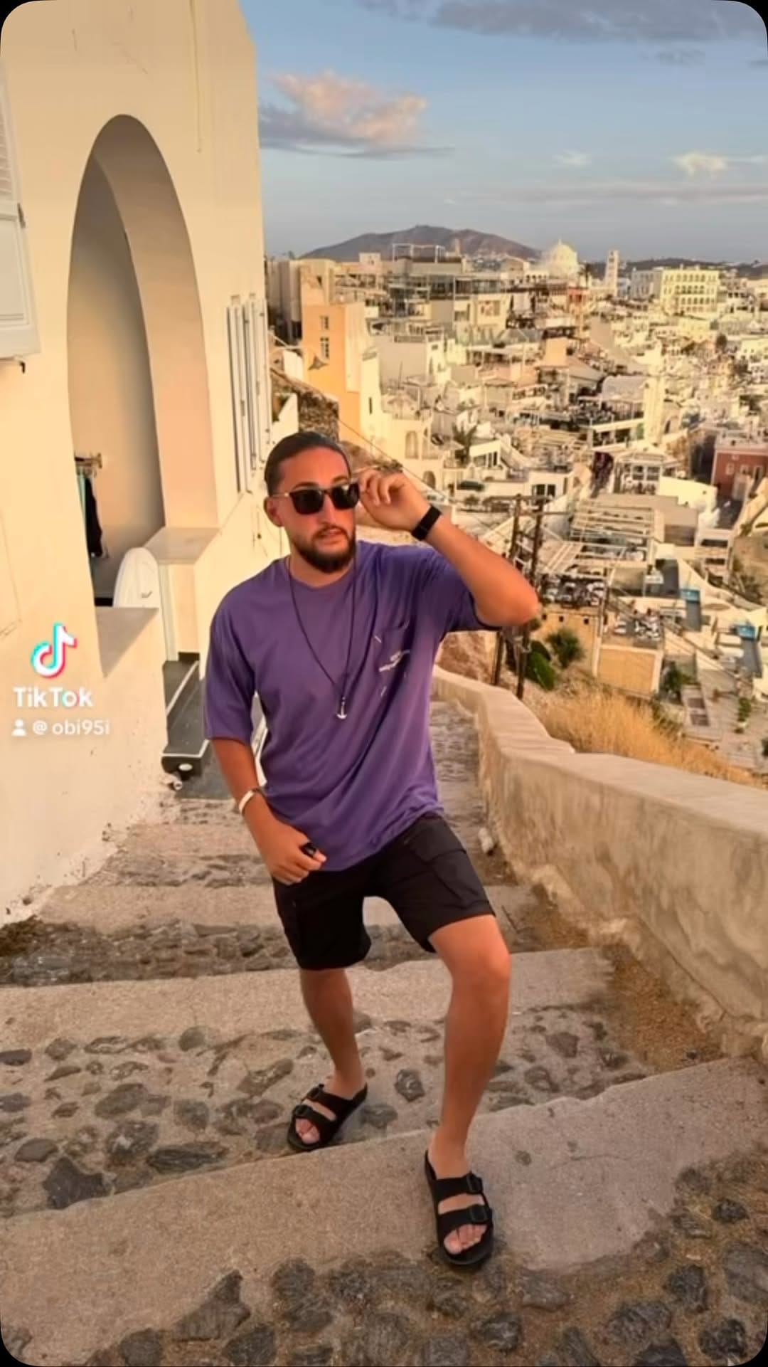 Post 4 by Obada on Instagram (video)