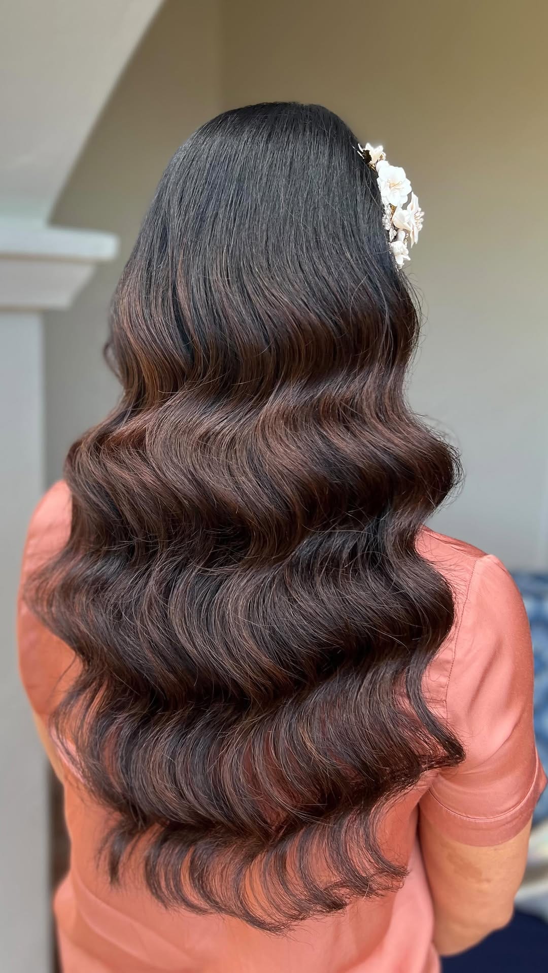 Post 5 by Rachel | Bridal Hair + Makeup on Instagram (video)