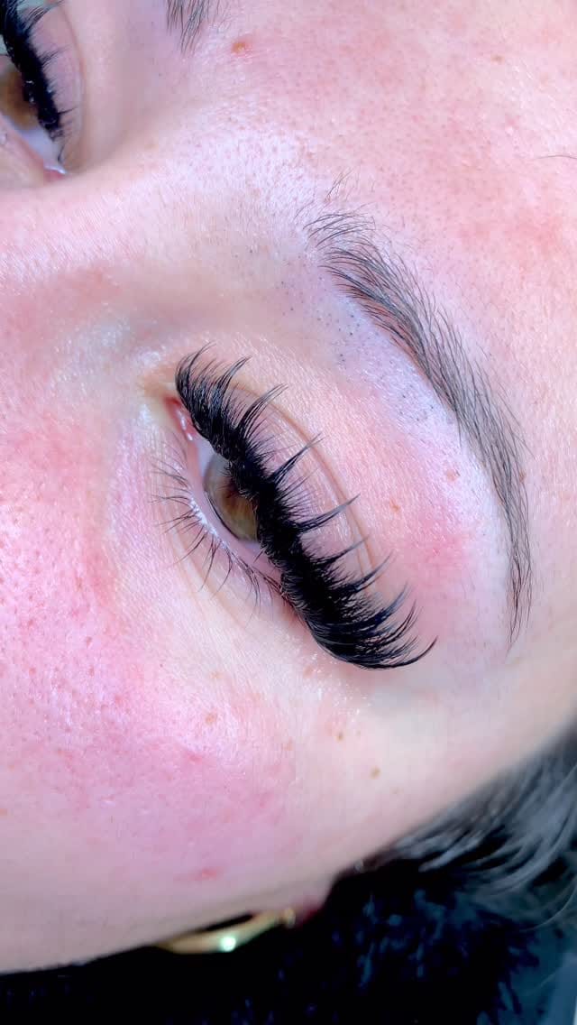Post 7 by Lash Supplies | Accredited Lash Courses🤎 on Instagram (video)