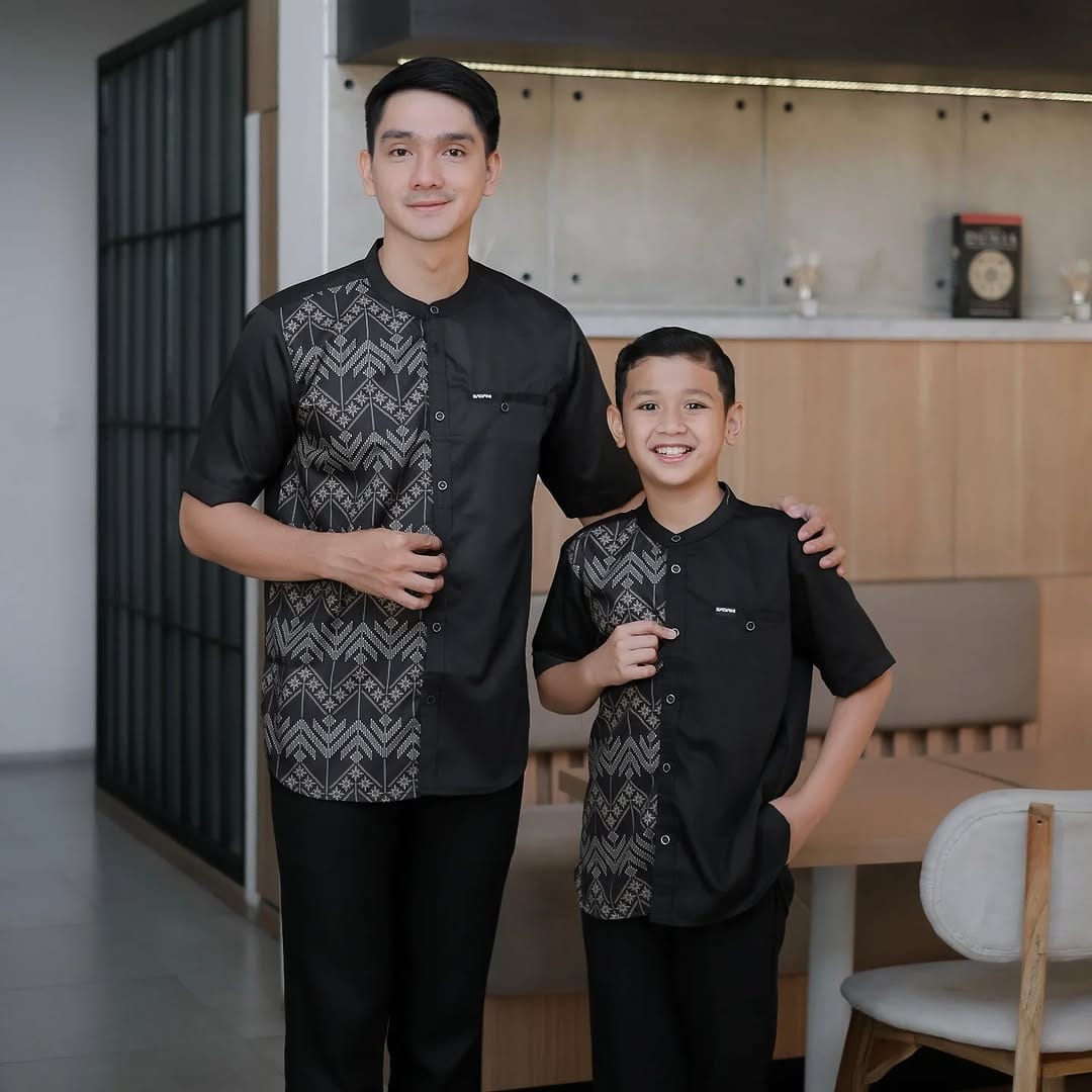 Post 2 by lapak koko muslim on Instagram (carousel)